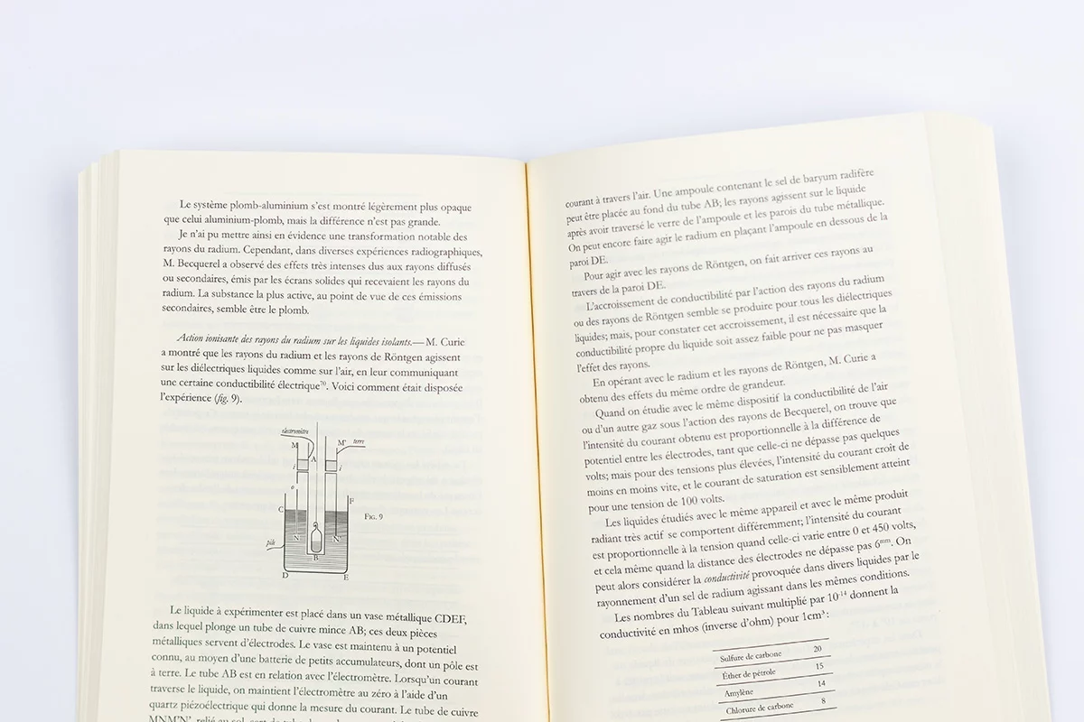 Marie Curie's Thesis, bilingual edition — the other front cover, flipped